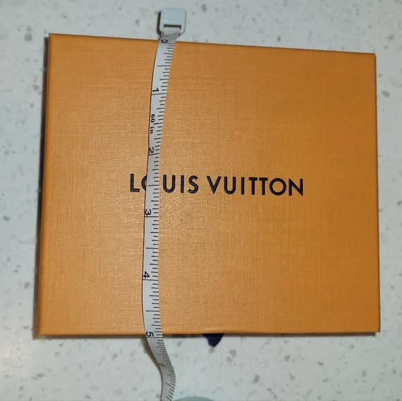 Small Louis Vuitton Box with Drawer - Picture 11 of 12